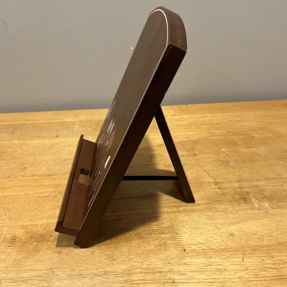 HALLMARK TABLET HOLDER CHEFS DELIGHT New with tag Wood holds tablet or‎ cookbook